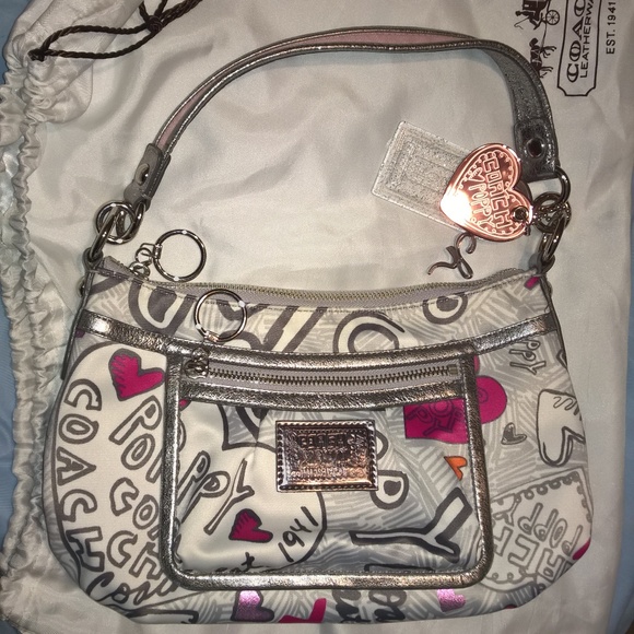 Coach Handbags - 🌟HP🌟 NWT COACH Authentic Poppy Grvy Handbag